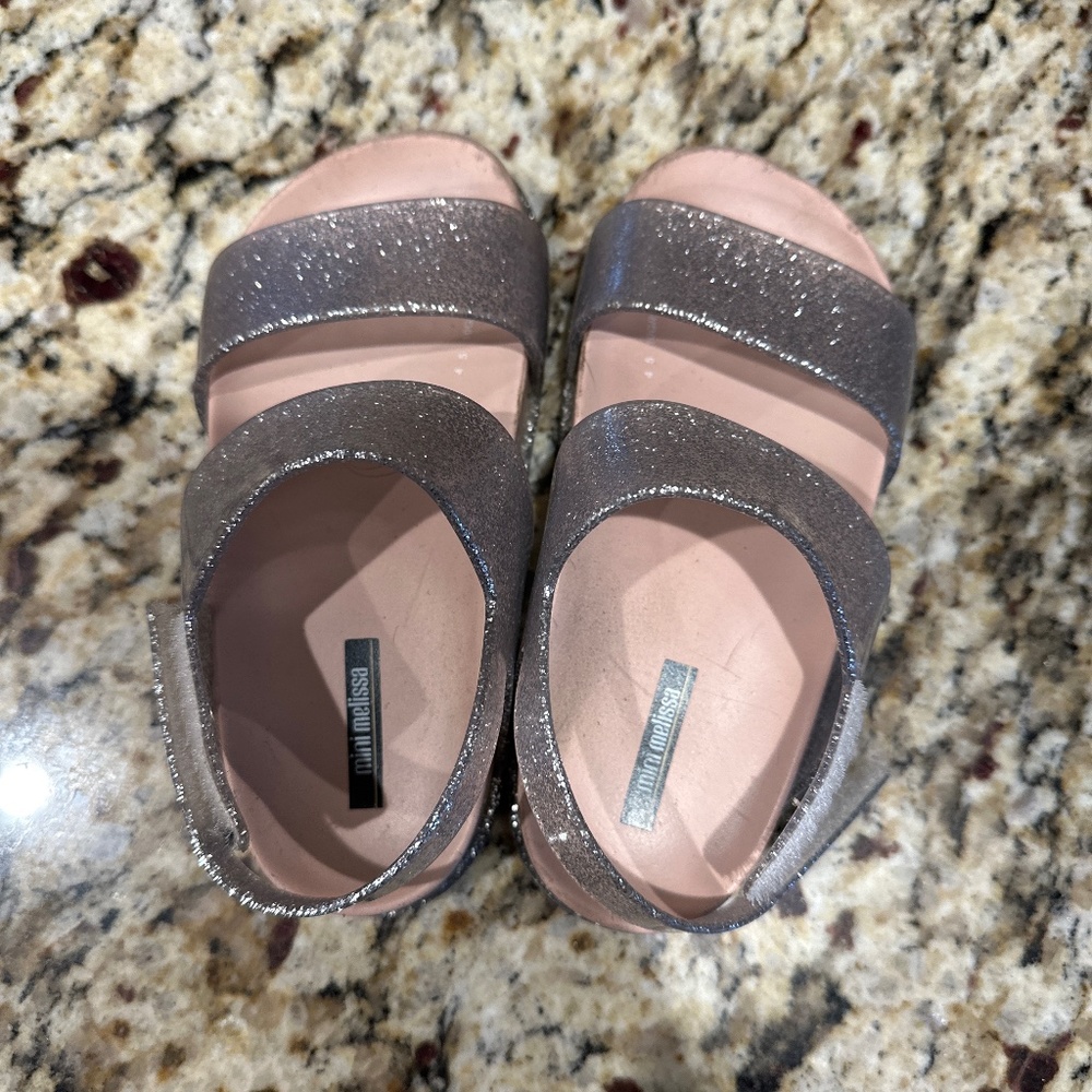 Glitter jelly sandals